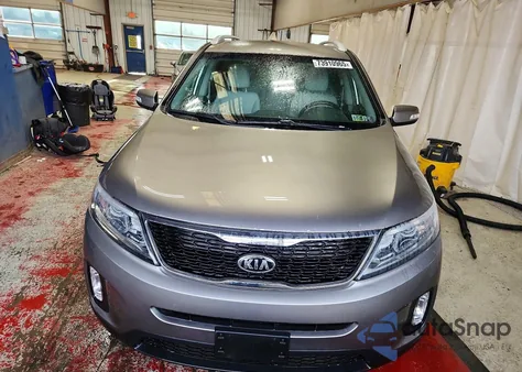 2015 Kia Sorento Lx z USA, uszkodzony, nr VIN 5XYKTCA6XFG597083